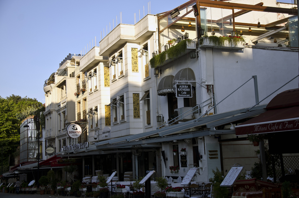 photograph of Istanbul, Turkey