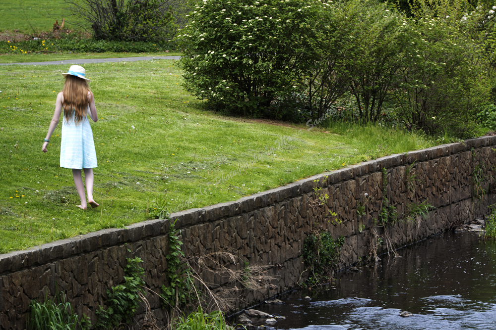  Girl in Blue Dress, Maplewood, NJ April 2018